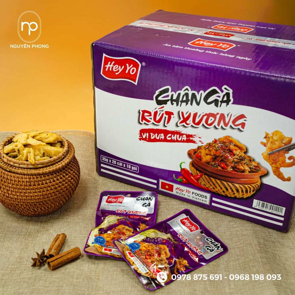Hộp đựng chân gà  rút xương vị dưa chua